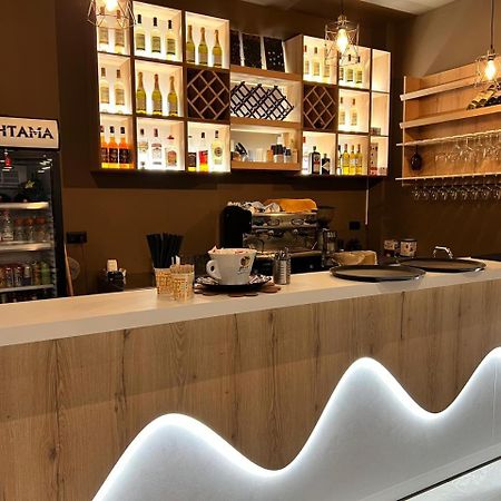 Kaan Hotel Radhimë Dış mekan fotoğraf