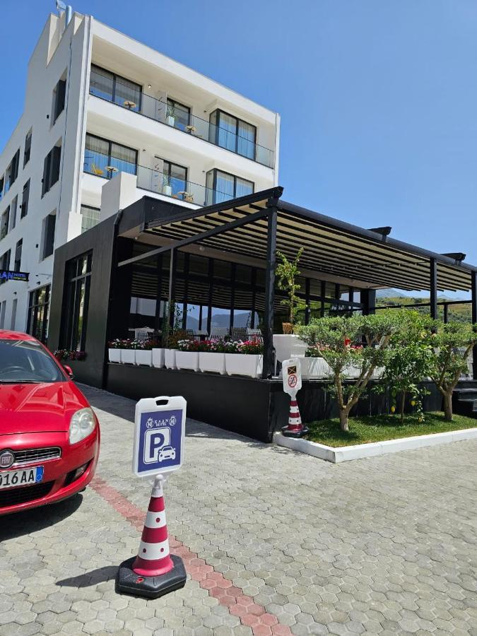 Kaan Hotel Radhimë Dış mekan fotoğraf