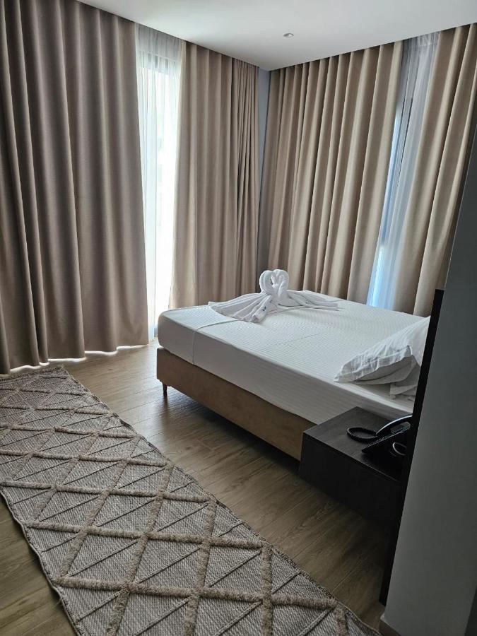 Kaan Hotel Radhimë Dış mekan fotoğraf