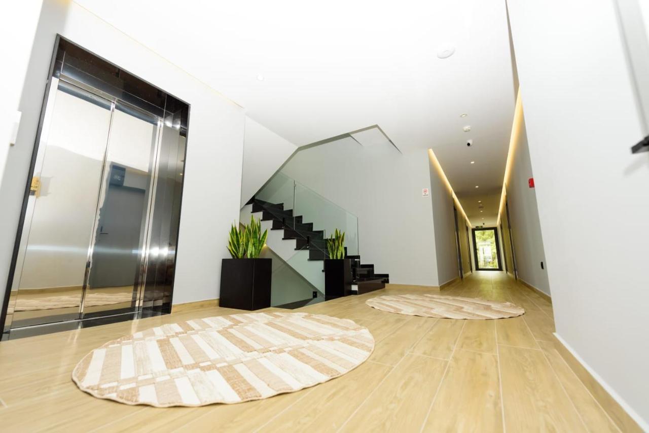 Kaan Hotel Radhimë Dış mekan fotoğraf