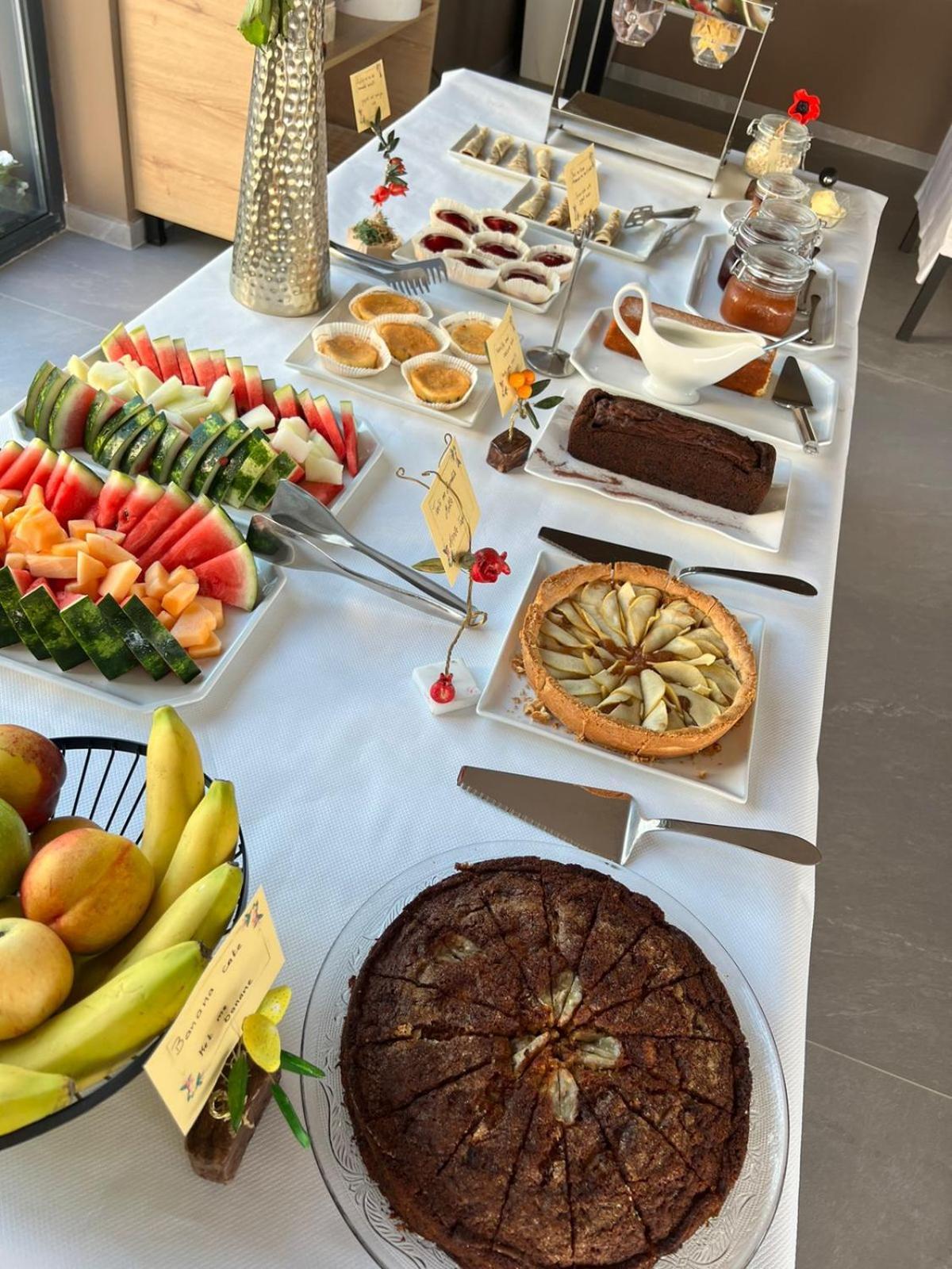 Kaan Hotel Radhimë Dış mekan fotoğraf